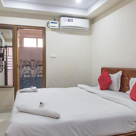 Hotel Renuka Visakhapatnam Ngoại thất bức ảnh